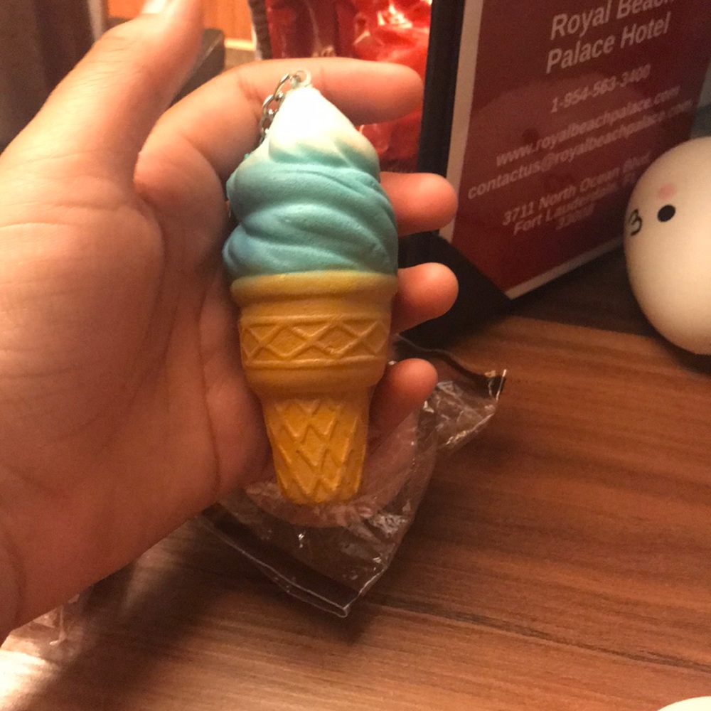 Mini soft slo rising keychain ice cream